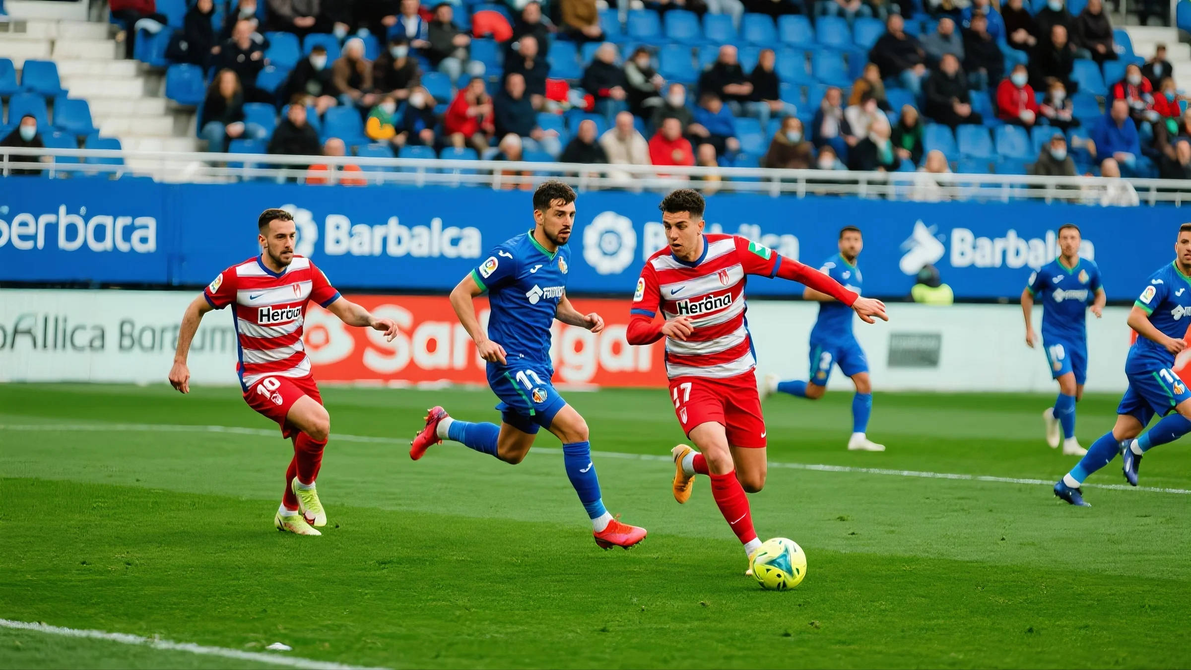 巴列卡诺主场输球，球队排名下滑