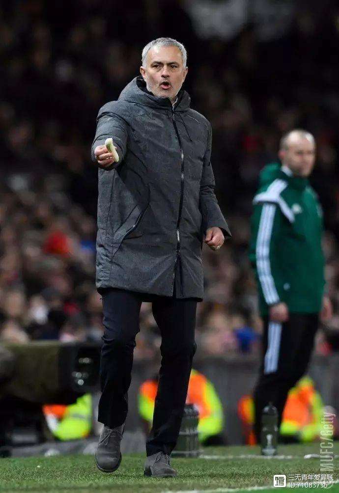 包含曼联死库反超，晋级广受关注的词条