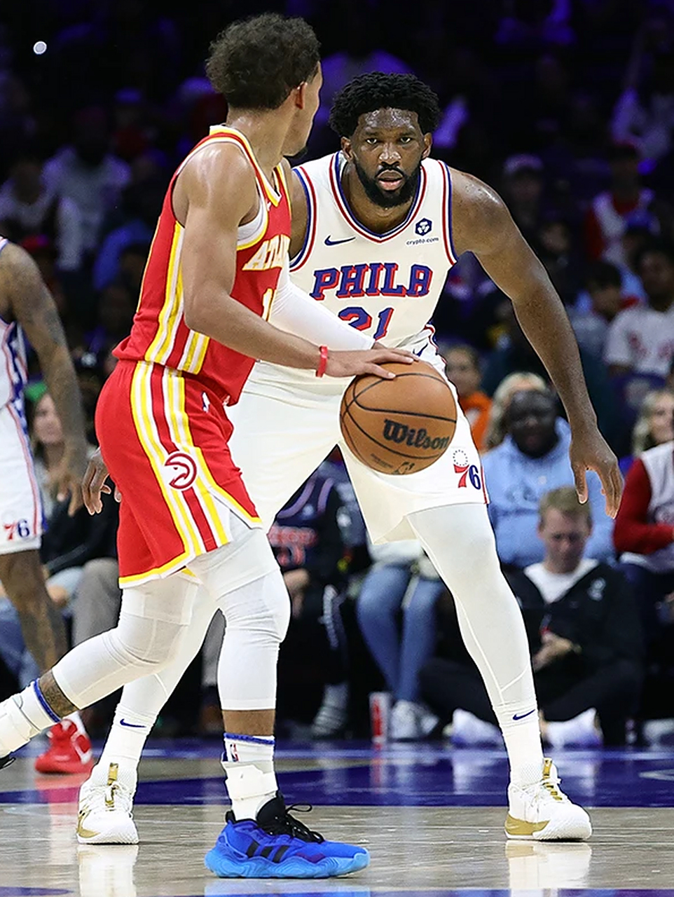 76人客场击败老鹰，继续保持不败