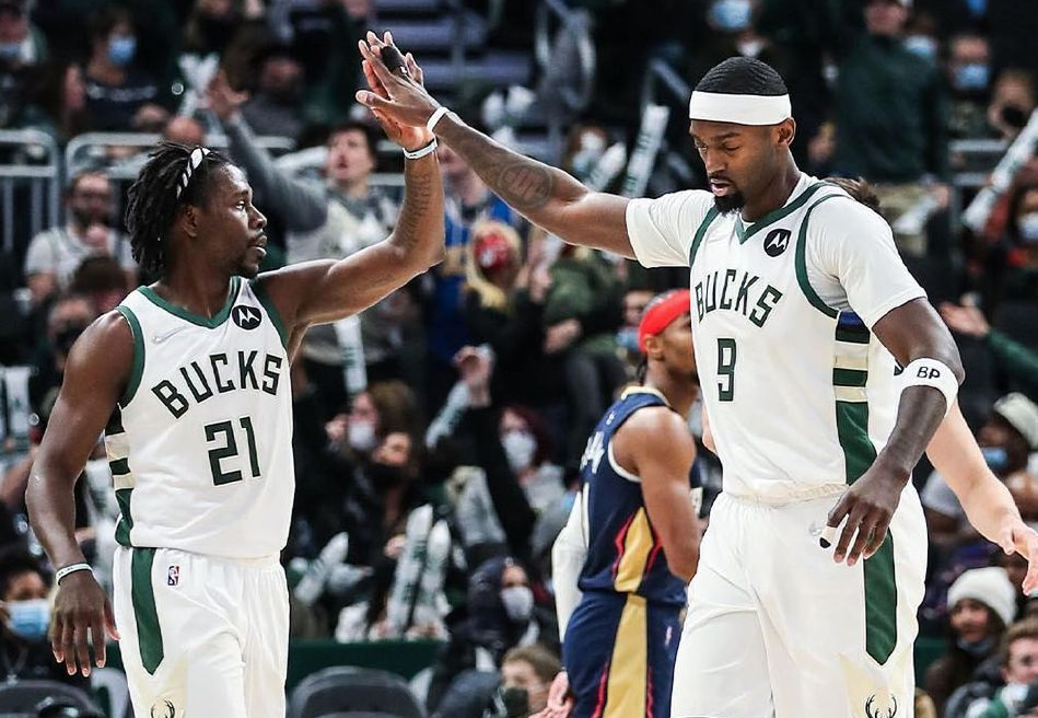 DB彩票平台-雄鹿轻松赢球，西部半决赛马到成功